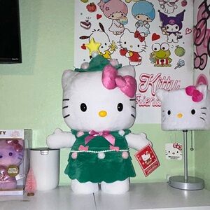 Hello kitty Christmas tree Greeter